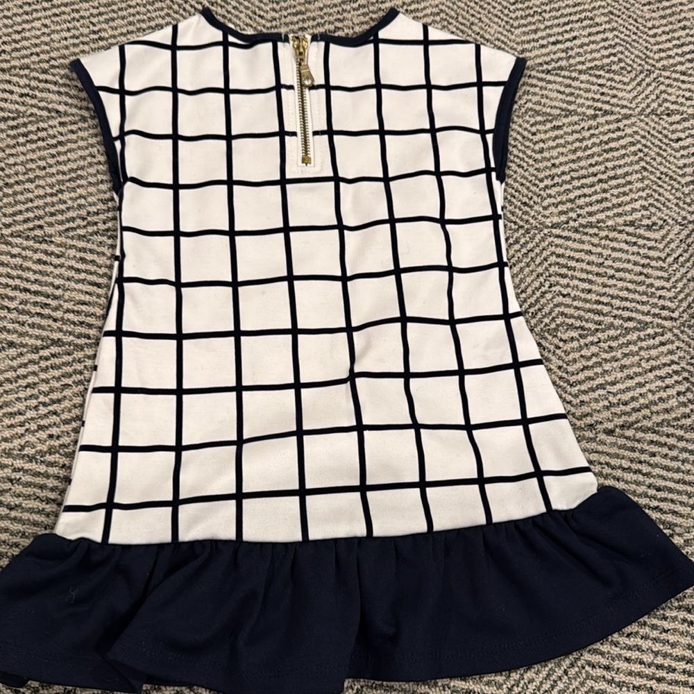3-Dresses - Picture 6 of 8
